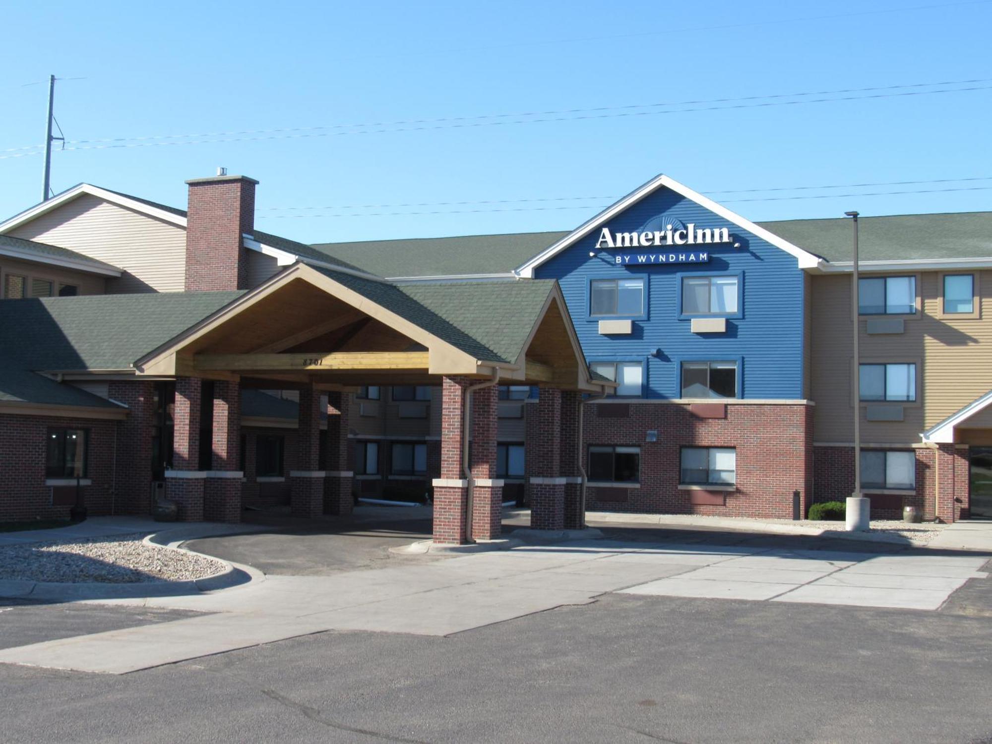 Americinn By Wyndham Lincoln South Exterior photo