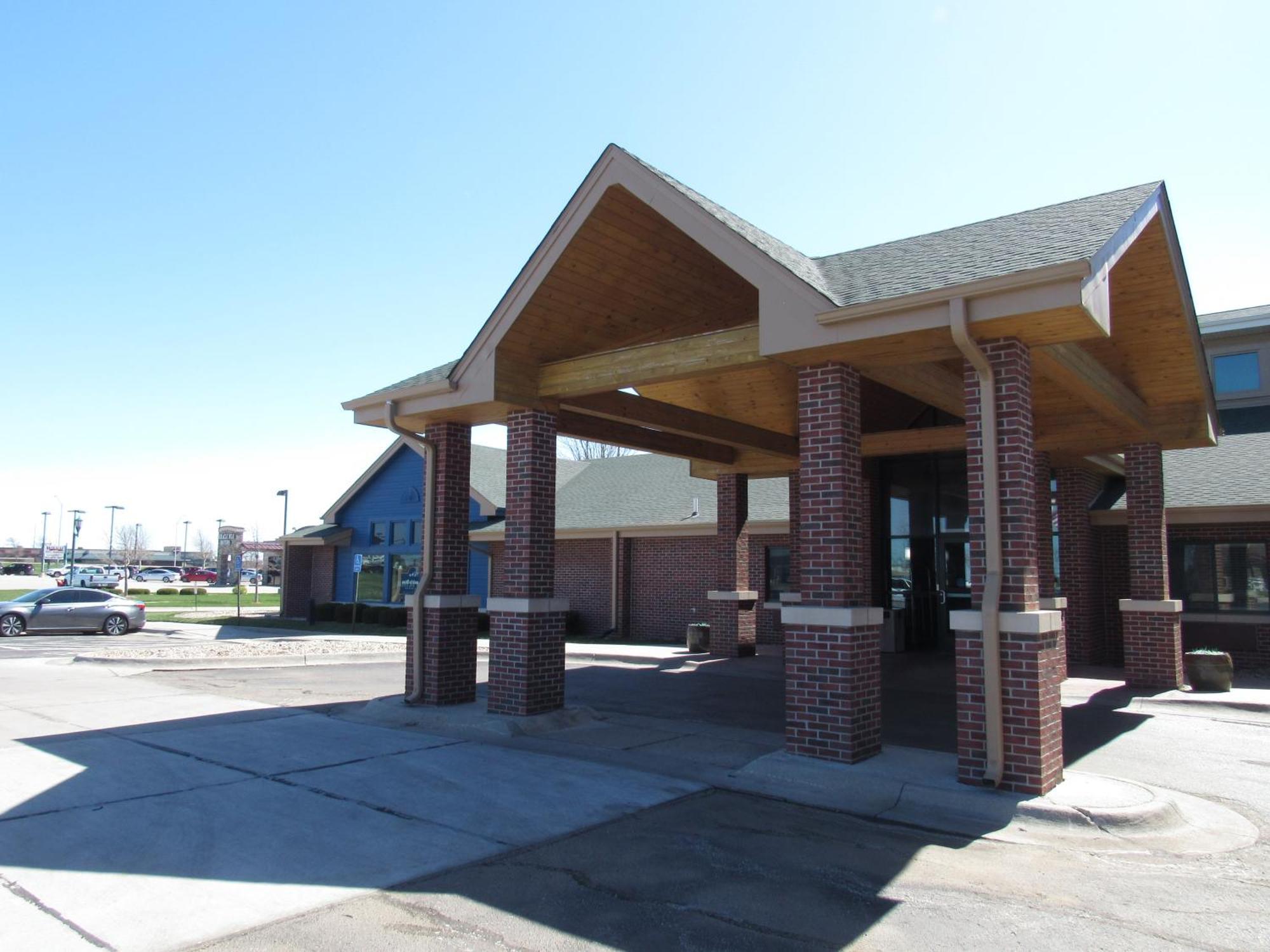 Americinn By Wyndham Lincoln South Exterior photo