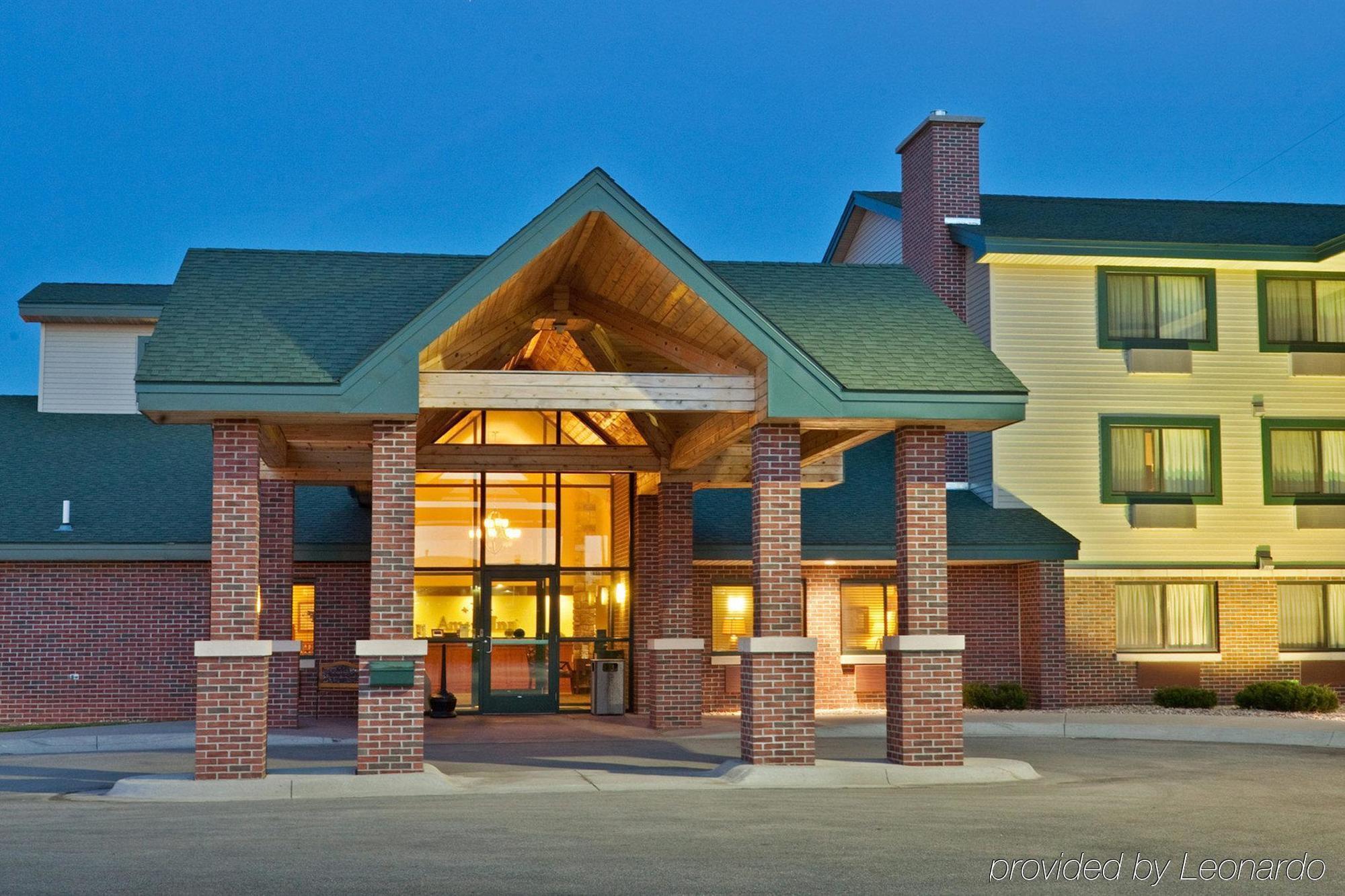 Americinn By Wyndham Lincoln South Exterior photo